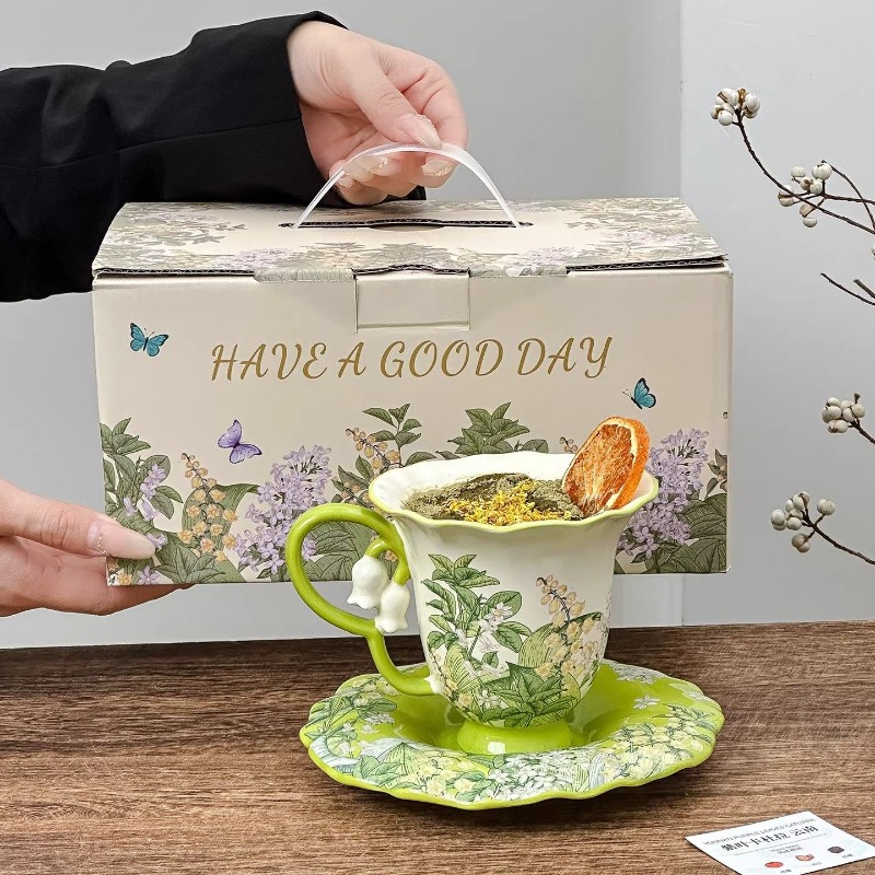 Coffee Tea And Sugar Set - Vadideki zambakları çiçek açan öğleden sonra